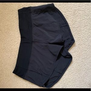 lululemon black shorts